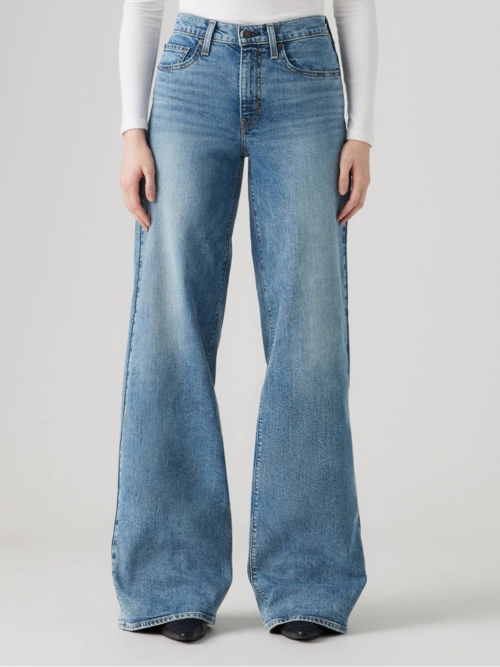Levi's 728 high rise wide leg women’s Blue Denim Jeans